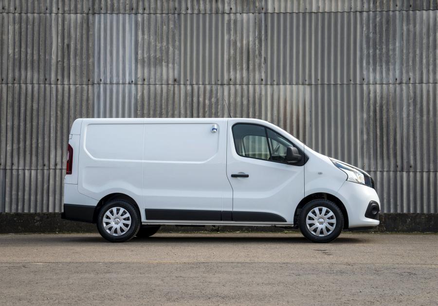  Renault Trafic Refrigerated Van by Coolkit 2014 года  (фото 4 из 8)